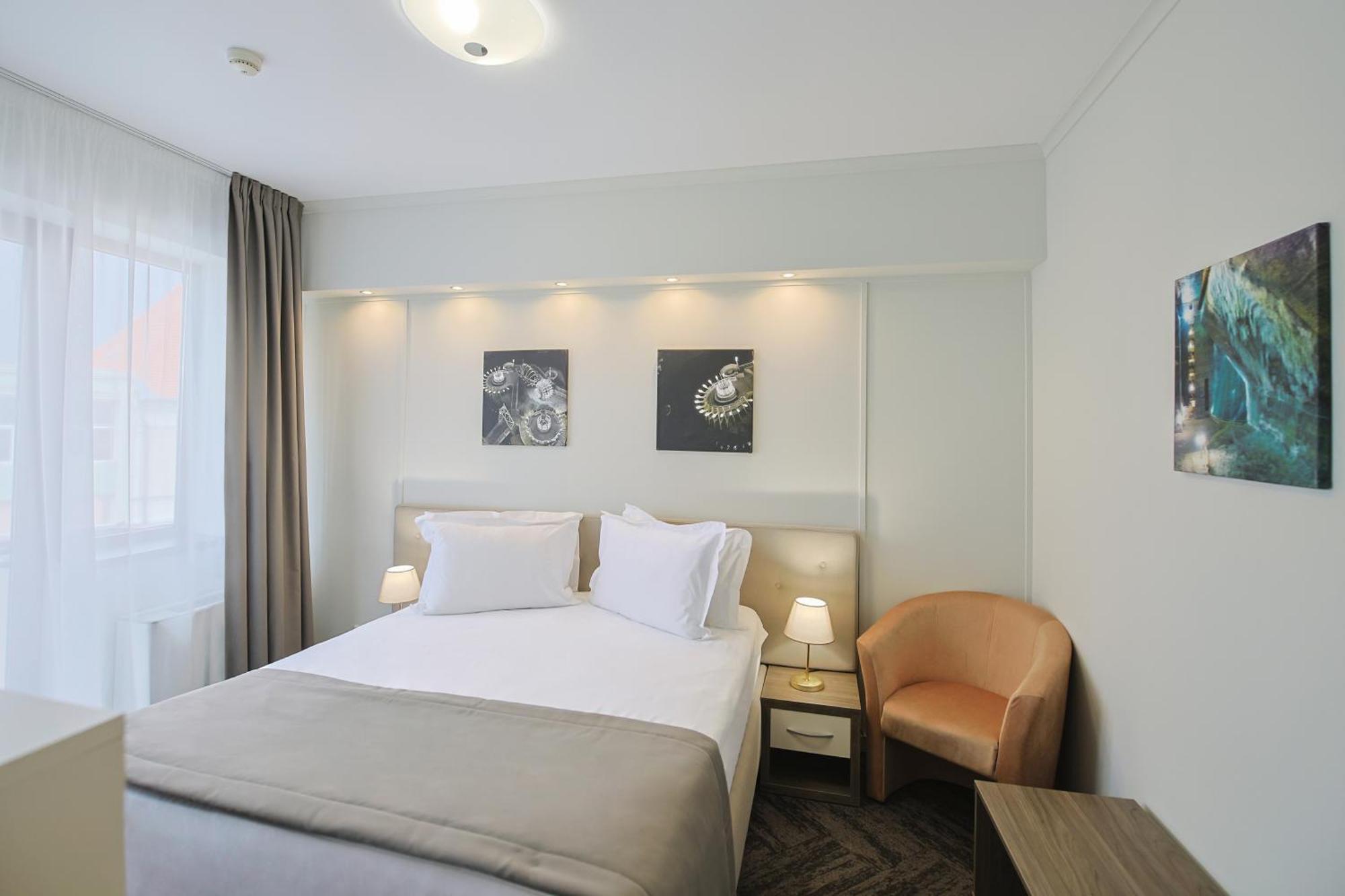 Potaissa Hotel Turda Luaran gambar