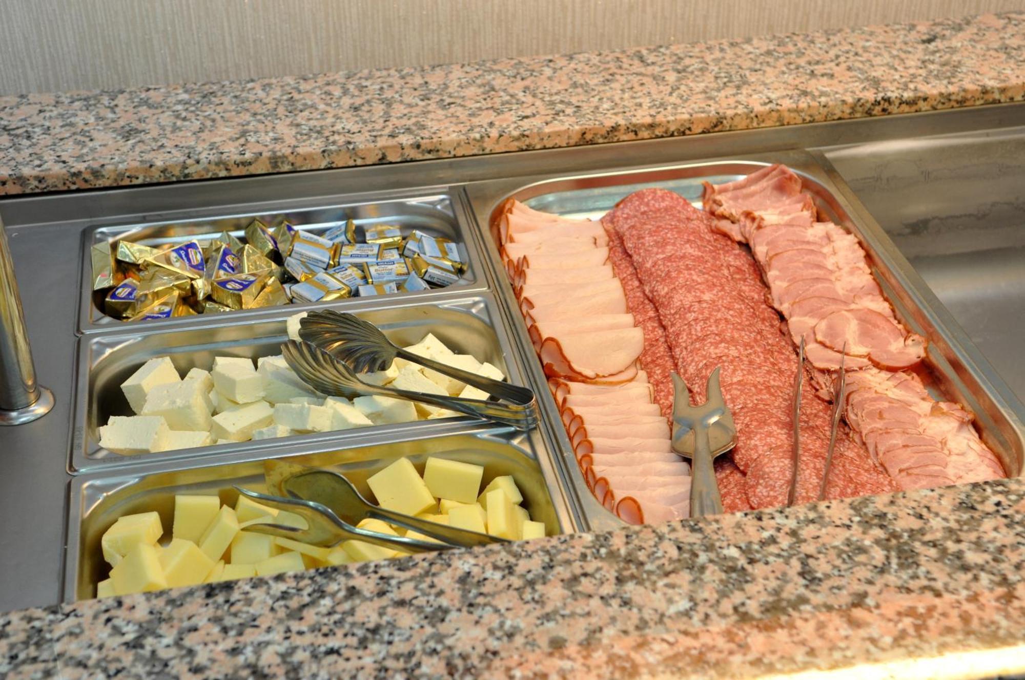 Potaissa Hotel Turda Luaran gambar